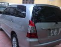 Toyota Innova   2013 - Bán Toyota Innova năm sản xuất 2013, màu bạc còn mới, 428 triệu