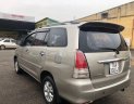 Toyota Innova    2007 - Bán Toyota Innova sản xuất năm 2007, màu bạc xe gia đình, giá chỉ 280 triệu