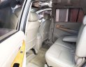 Toyota Innova   2010 - Cần bán xe Toyota Innova sản xuất 2010, màu bạc xe gia đình