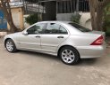 Mercedes-Benz C class 2005 - Bán Mercedes đời 2005, màu bạc, xe gia đình