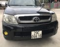 Toyota Hilux 2010 - Cần bán xe bán tải Toyota Hilux, sản xuất 2009, đăng ký 2010