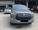 Toyota Innova 2.0E 2018 - Cần bán xe Toyota Innova 2.0E đời 2018, màu nâu, 640tr