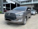 Toyota Innova 2.0E 2018 - Cần bán xe Toyota Innova 2.0E đời 2018, màu nâu, 640tr