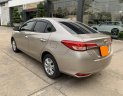 Toyota Vios E 2019 - Cần bán gấp Toyota Vios E đời 2019, màu nâu