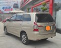 Toyota Innova E 2015 - Bán xe Toyota Innova 2.0E 2015 màu nâu vàng, xe đẹp đi kĩ chính hãng Toyota Sure