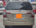 Toyota Innova E 2015 - Bán xe Toyota Innova 2.0E 2015 màu nâu vàng, xe đẹp đi kĩ chính hãng Toyota Sure