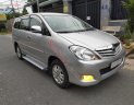 Toyota Innova   G  2010 - Xe Toyota Innova G năm sản xuất 2010, màu bạc xe gia đình 