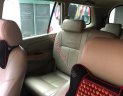 Toyota Innova 2011 - Cần bán gấp Toyota Innova đời 2011, màu bạc