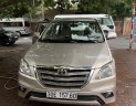 Toyota Innova 2016 - Bán Toyota Innova sản xuất 2016, màu bạc chính chủ