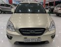 Kia Carens 2011 - Cần bán Kia Carens đời 2011, màu vàng số tự động