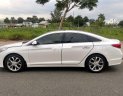 Hyundai Sonata 2017 - Bán Hyundai Sonata sản xuất 2017, màu trắng, nhập khẩu như mới