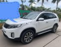 Kia Sorento 2016 - Bán Kia Sorento sản xuất năm 2016, màu trắng xe gia đình