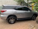 Toyota Fortuner 2019 - Bán xe Toyota Fortuner sản xuất 2019, màu xám còn mới, giá 890tr