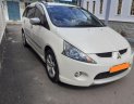 Mitsubishi Grandis 2.4 Mivec 2011 - Bán Mitsubishi Grandis 2.4 Mivec sản xuất năm 2011, màu trắng xe gia đình, 522tr