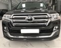 Toyota Land Cruiser 5.7 V8 2016 - Bán ô tô Toyota Land Cruiser 5.7 V8 sản xuất 2016, màu đen, xe nhập