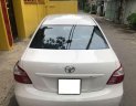 Toyota Vios E 2013 - Bán Toyota Vios E sản xuất năm 2013, màu trắng chính chủ, giá 235tr