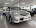 Toyota Innova 2.0G 2011 - Bán Toyota Innova 2.0G năm 2011, màu bạc