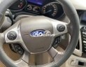 Ford Focus   Titanium 2014 - Bán Ford Focus Titanium 2014, màu bạc, giá tốt