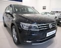 Volkswagen Tiguan Luxury S 2021 - Volkswagen Tiguan Luxury S màu đen - nội thất cam đen - Xe có sẵn giao ngay