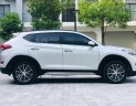 Hyundai Tucson 2016 - Bán Hyundai Tucson sản xuất năm 2016, màu xám, nhập khẩu còn mới, giá tốt