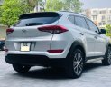 Hyundai Tucson 2016 - Bán Hyundai Tucson sản xuất năm 2016, màu xám, nhập khẩu còn mới, giá tốt
