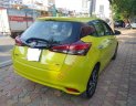Toyota Yaris 2018 - Cần bán lại xe Toyota Yaris năm sản xuất 2018, màu vàng, nhập khẩu