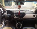 Hyundai Grand i10 2015 - Cần bán gấp Hyundai Grand i10 sản xuất năm 2015, màu bạc, nhập khẩu