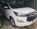 Toyota Innova 2018 - Bán Toyota Innova sản xuất năm 2018, màu trắng xe gia đình