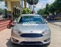 Ford Focus AT  2015 - Bán Ford Focus AT đời 2015, màu bạc giá cạnh tranh