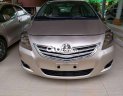 Toyota Vios 2013 - Cần bán Toyota Vios sản xuất 2013 xe gia đình, giá tốt