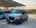 Hyundai Starex GRX 2004 - Cần bán gấp Hyundai Starex GRX sản xuất 2004, nhập khẩu số sàn