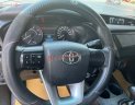 Toyota Hilux   2019 - Cần bán gấp Toyota Hilux 2019, màu đen, nhập khẩu  