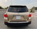 Toyota Highlander   SE 2011 - Bán Toyota Highlander SE đời 2011, xe nhập chính chủ, giá chỉ 860 triệu