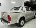 Toyota Hilux 2009 - Cần bán xe Toyota Hilux sản xuất năm 2009, màu bạc, nhập khẩu nguyên chiếc 