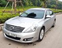 Nissan Teana   2.0 AT  2009 - Cần bán gấp Nissan Teana 2.0 AT năm sản xuất 2009, màu bạc, nhập khẩu