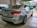 Kia Forte MT 2013 - Cần bán Kia Forte MT năm sản xuất 2013, màu bạc còn mới