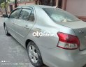 Toyota Vios E 2010 - Cần bán lại xe Toyota Vios E MT đời 2010, màu bạc số sàn giá cạnh tranh