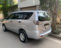 Mitsubishi Zinger 2.4MT  2009 - Cần bán gấp Mitsubishi Zinger 2.4MT sản xuất năm 2009, màu bạc 