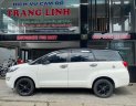 Toyota Innova MT 2017 - Cần bán lại xe Toyota Innova MT năm 2017, màu trắng