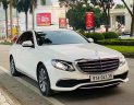 Mercedes-Benz 2019 - Bán xe Mercedes E200 đời 2019, màu trắng, nhập khẩu nguyên chiếc chính chủ