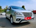 Toyota Innova 2015 - Cần bán Toyota Innova năm 2015, màu bạc, số tự động