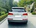 Audi Q5 2017 - Bán Audi Q5 2.0 TFSI sản xuất 2017, màu trắng, nhập khẩu nguyên chiếc