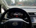 Kia Rio 2017 - Cần bán gấp Kia Rio AT sản xuất năm 2017, màu bạc, nhập khẩu nguyên chiếc, giá tốt