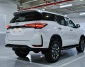 Toyota Fortuner 2021 - Cần bán Toyota Fortuner đời 2021, màu trắng, nhập khẩu chính hãng, giá 995tr