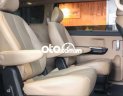 Kia VT250 Platinum 2019 - Bán xe Kia Sedona Platinum sản xuất năm 2019, màu trắng, giá chỉ 979 triệu