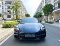 Porsche Panamera 2017 - Cần bán gấp Porsche Panamera sản xuất năm 2017, màu xanh cavansite, xe nguyên bản 100%, giá cực tốt