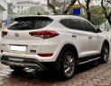 Hyundai Tucson   2.0  2018 - Cần bán Hyundai Tucson 2.0 năm 2018, màu trắng, giá 760tr