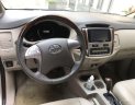 Toyota Innova V 2015 - Cần bán gấp Toyota Innova V năm sản xuất 2015, màu vàng cát, giá 496tr