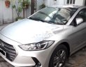 Hyundai Elantra AT 2016 - Bán Hyundai Elantra AT sản xuất năm 2016, màu bạc, xe nhập