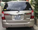 Toyota Innova V 2015 - Cần bán gấp Toyota Innova V năm sản xuất 2015, màu vàng cát, giá 496tr